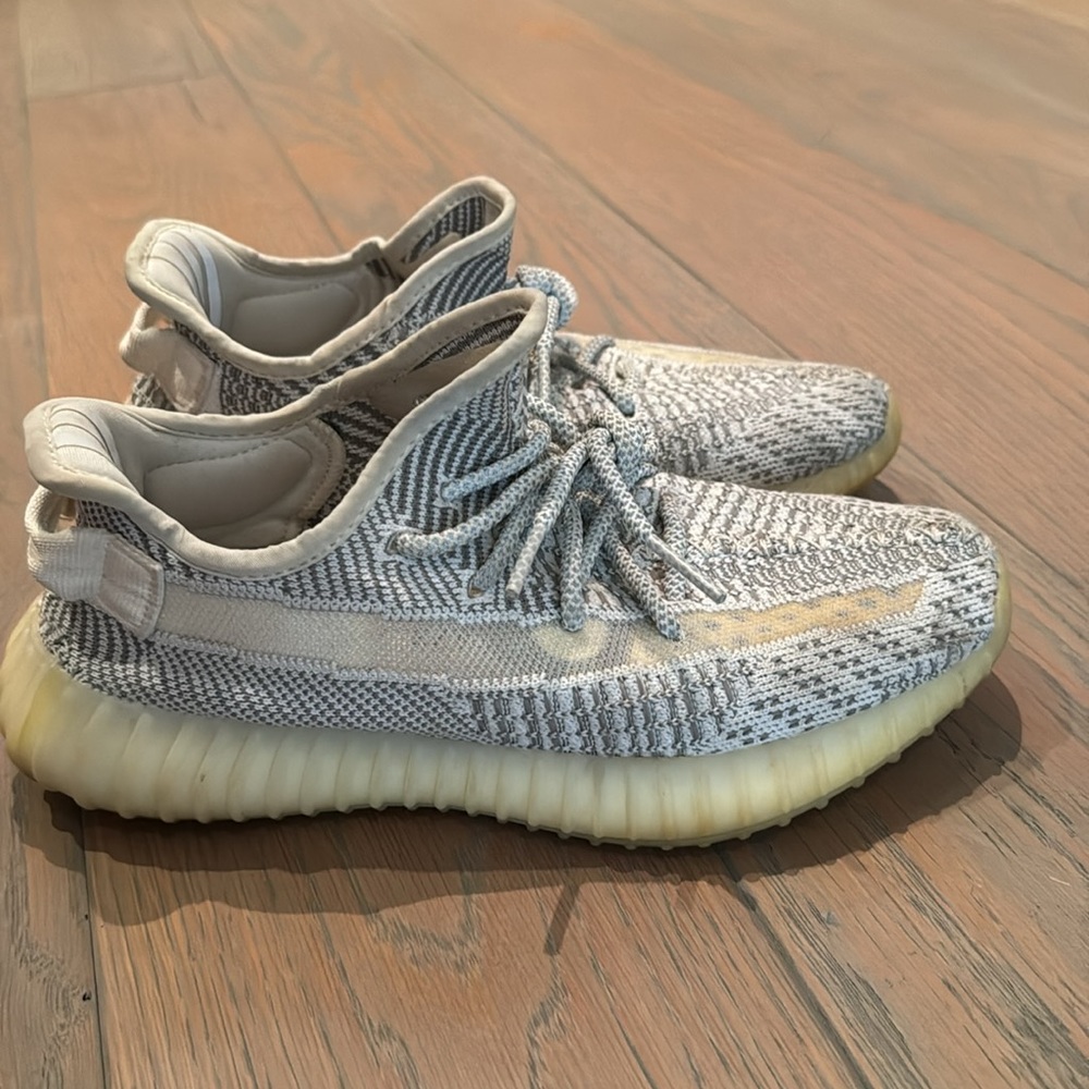 Yeezy Boost 350 V2 Static